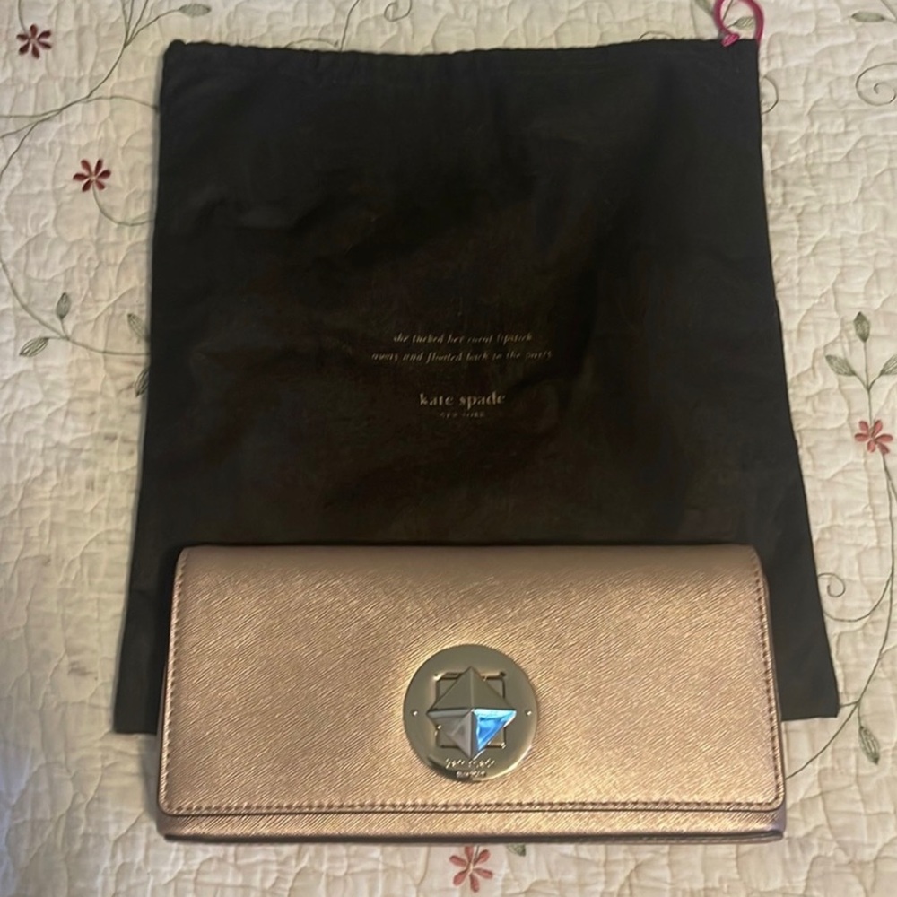 LIKE NEW KATE SPADE CLUTCH AND DUST BAG